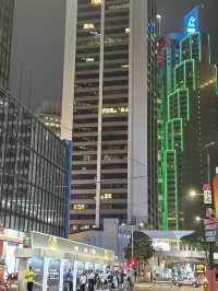 🏙️** 中環夜景：璀璨高樓大廈的魅力**🏙️