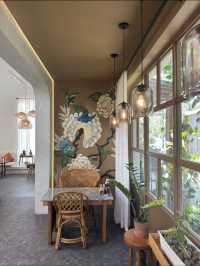 คาเฟ่กึ่งร้านอาหาร บรรยากาศสุดชิค
