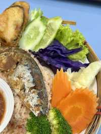 “ข้าวเข่ง” ร้านอาหารในฟู๊ดคอร์ทที่ปังมาก จ.นนทบุรี