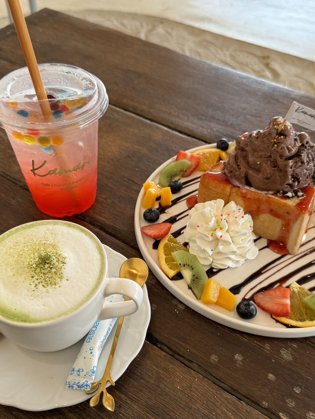  Kamari Cafe & Resort เกาะล้าน 