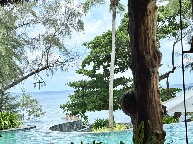 Ocean Bay Phu Quoc – Stylish Escape with Stunning Views 
