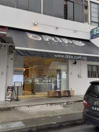 Walkable Foodie Haven: Cafe Hopping in Tiong Bahru