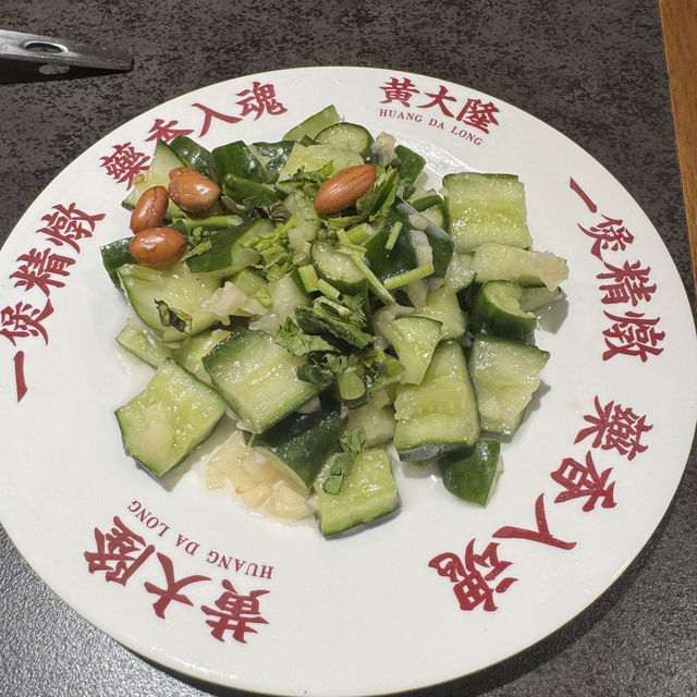 全台首家廣式雞煲｜黃大隆廣式雞煲