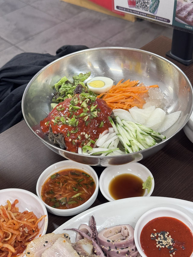 독산동 갓성비 얼큰 동태탕&보쌈 맛집,양은이네 독산직영점