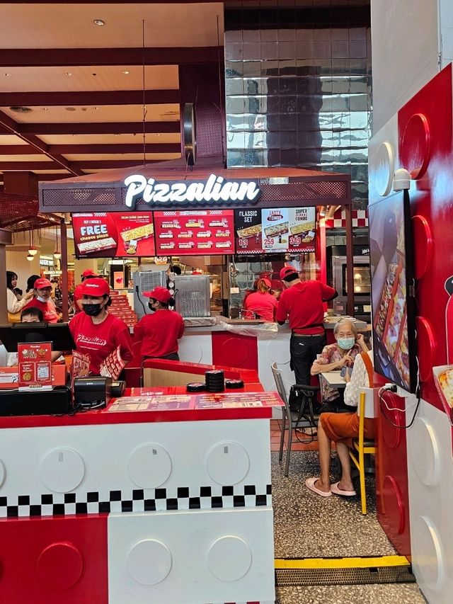 Pizzalian : centralwOrld