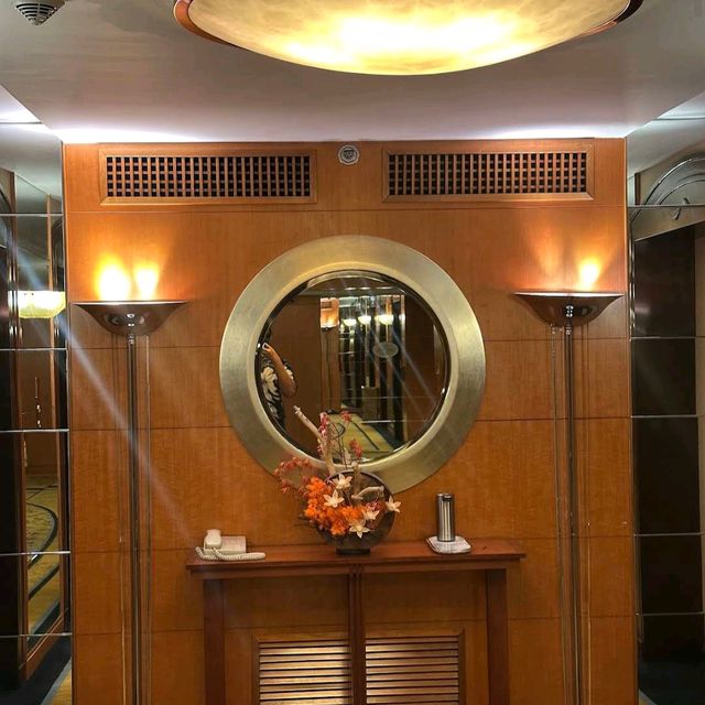 Kowloon Shangri-La