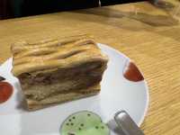🍏 Sweet Apple Delights at Ringo no Ie Café – A Cozy Treat in Hirosaki