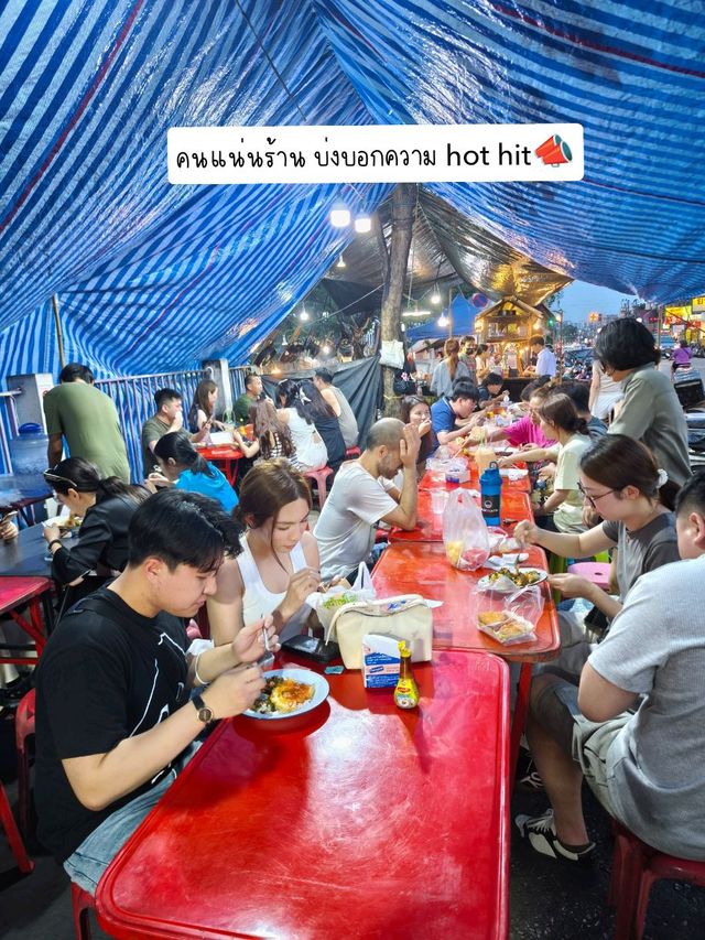 🔥 กะเพราเนื้อเนื้อ📍กาดหลังมช. เมนูเดียวทั้งร้าน!