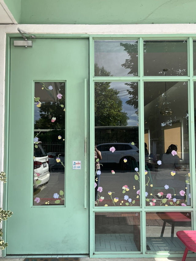 🍝 Archie Café – Chill Space with Great Food