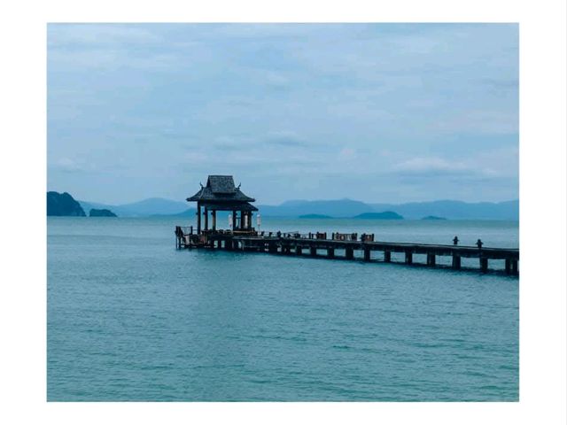 🏝️​ พักผ่อนหรูบนเกาะสวรรค์ 🌴