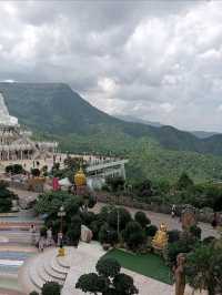 วัดพระธาตุผาซ่อนแก้ว
