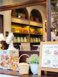 ร้านชิโอะปังที่จริงใจ 🥐❤️