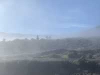 🌄 Mount Bromo, Indonesia – A Dreamy Volcano Escape Made Easy 🌄