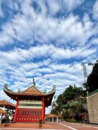 Chin Swee Caves Temple: A Misty Mountain Escape
