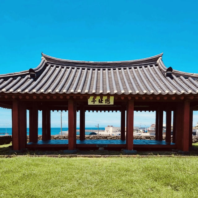 A Serene Spot for Reflection and Maritime History