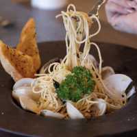  Blue Dragon – คาเฟ่ & บีชคลับสุดหรูริมทะเลพัทยาใต้