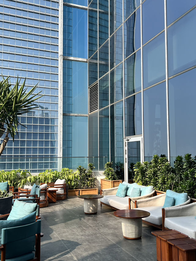 My Stay at Pan Pacific Jakarta – A Truly Elevated Experience 