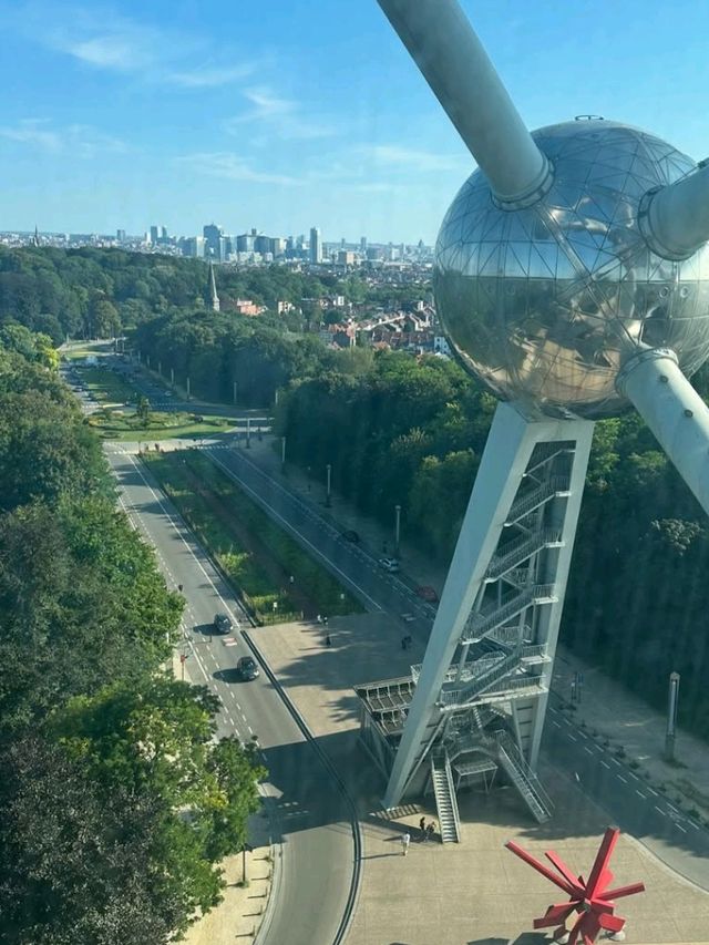 🌐✨ Europe budget Trip:Atomium Brussels – The Giant Icon of Belgium! 🇧🇪