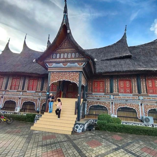 Taman Mini Indonesia Indah (TMII)