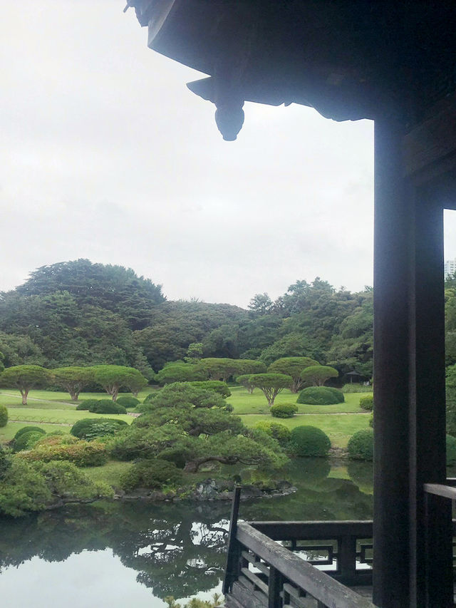 【東京　新宿御苑の早朝開園がスタート】