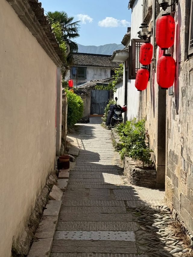 From Scroll to Soul: Hongcun in Every Step
