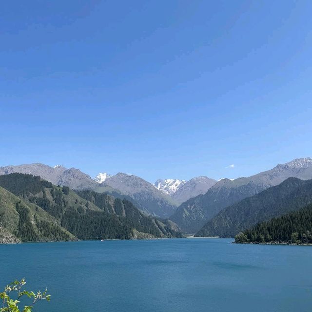 Tianshan Tianchi Lake (Heavenly Lake of Tianshan), Xinjiang Tianshan Tianchi Lake (Heavenly Lake of Tianshan), Xinjiang