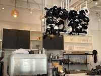 宜蘭可愛笑笑羊🐑黑RURU CAFE