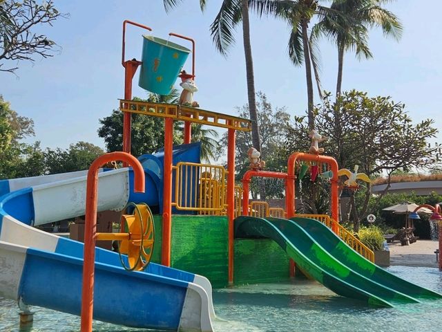 Huge resort in Cha Am Huge resort in Cha Am