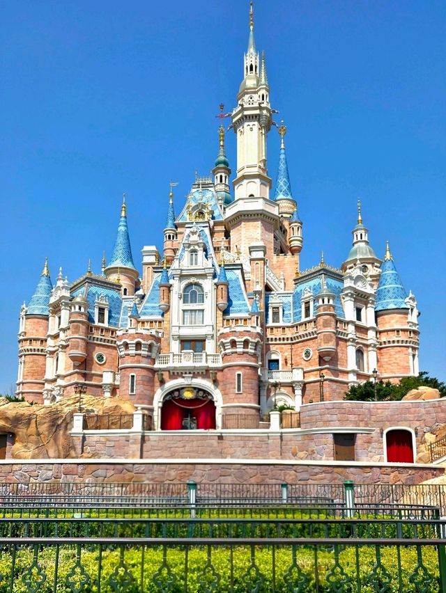A Castle Straight Out of Dreams