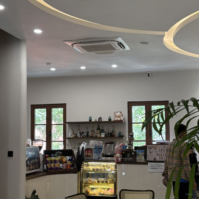 Lotus Home & Cafe’☕️🍮 @SunsetTown, PQC