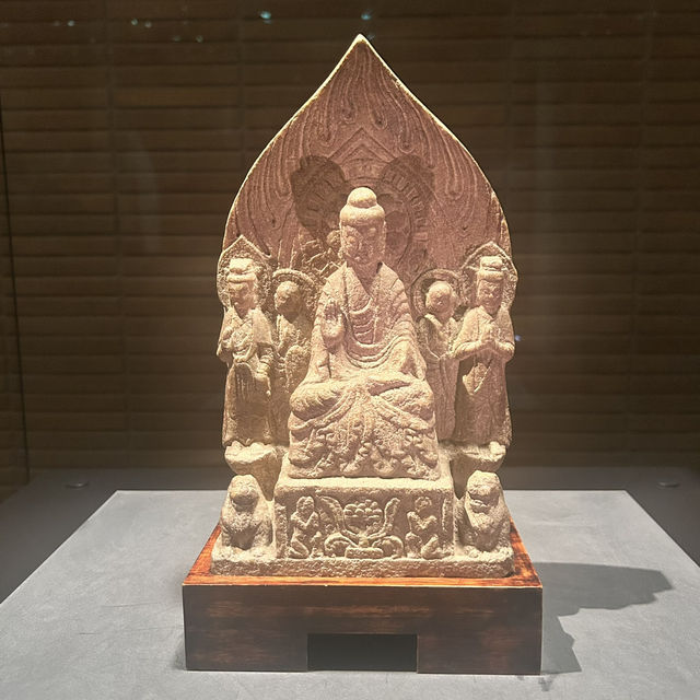 A Journey of Serenity: Chinese Buddhist Sculpture in the Asia Gallery 🪷