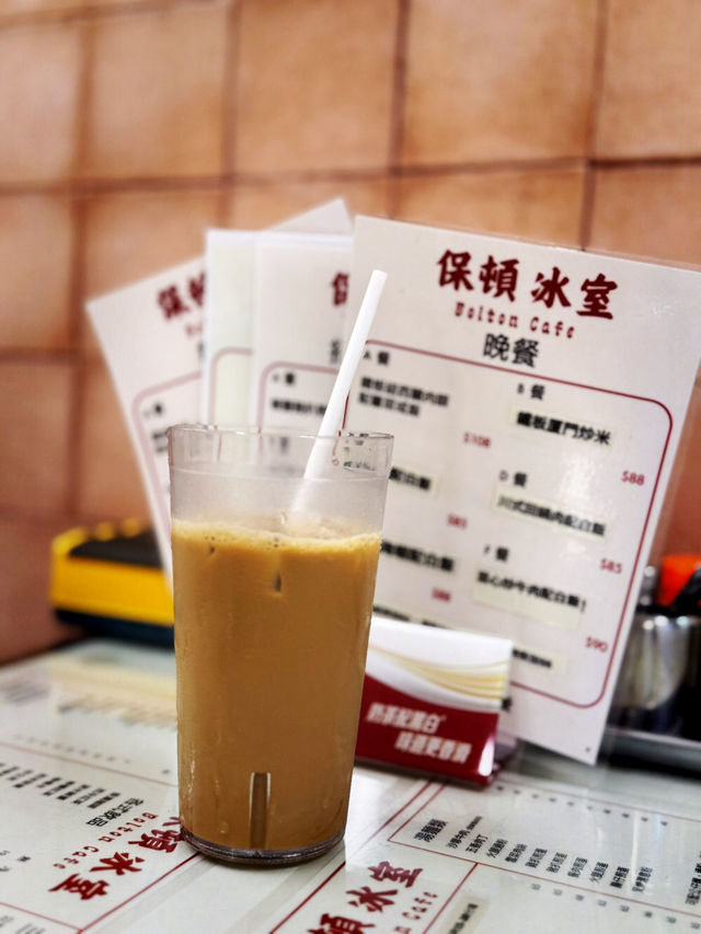《香港🇭🇰尖沙咀保頓冰室》 體驗香港經典懷舊冰室 《香港🇭🇰尖沙咀保頓冰室》 體驗香港經典懷舊冰室