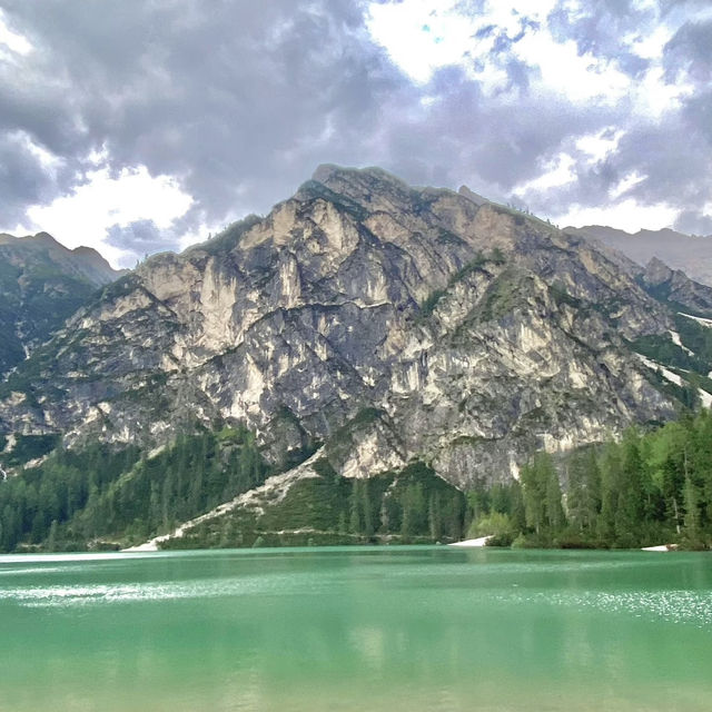 Lago di Braies – The Jewel of the Dolomites