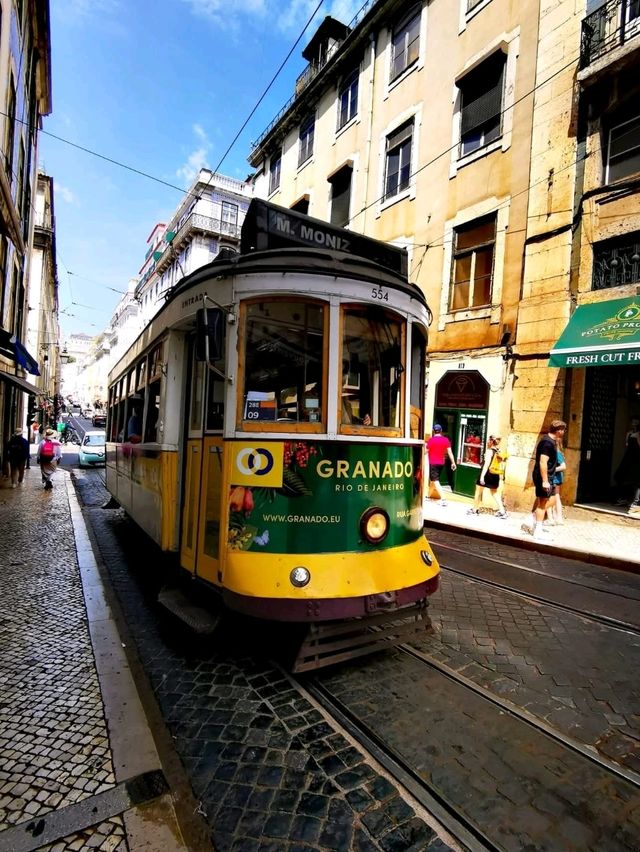Lisbon, capturing its essence. Lisbon, capturing its essence.