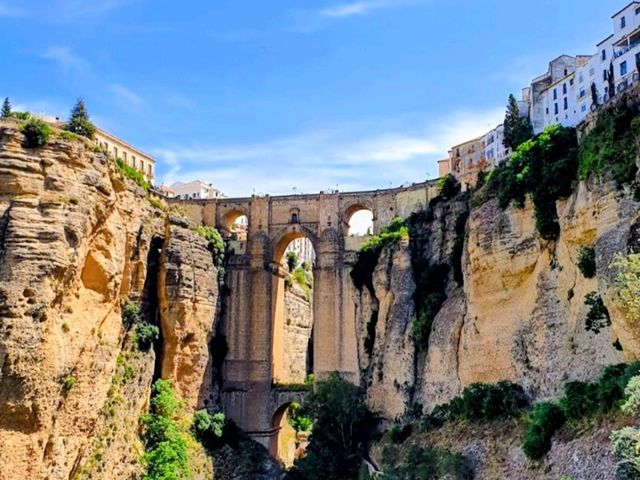 ［攻略］懸崖上的龍達 Ronda，一日遊從早玩到晚！
