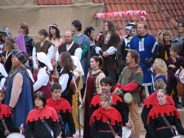 Znojemské historické vinobraní (Znojmo Historical Wine Harvest Festival). Znojemské historické vinobraní (Znojmo Historical Wine Harvest Festival).