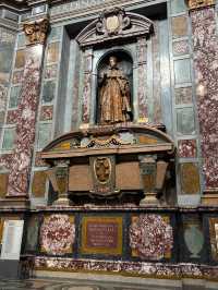 佛羅倫斯|走進美第奇禮拜堂就被震撼的理由 歷史與藝術完美交融的隱藏瑰寶