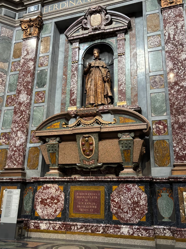 佛羅倫斯|走進美第奇禮拜堂就被震撼的理由 歷史與藝術完美交融的隱藏瑰寶 佛羅倫斯|走進美第奇禮拜堂就被震撼的理由 歷史與藝術完美交融的隱藏瑰寶