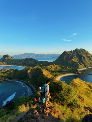 Golden Hour di Pulau Padar: Pengalaman Wajib Sekali Seumur Hidup di Labuan Bajo