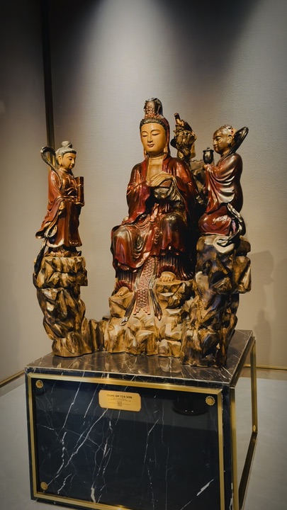 A Hidden Treasure on Ba Den Mountain: The Buddha Statue Museum 🪷🏛️🇻🇳