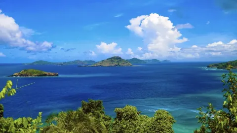 コモロ諸島へ — インド洋に浮かぶ火山と神秘 of 島々を巡る旅 — traveler post in コモロ