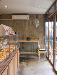 ร้านเบเกอรี่โฮมเมดสุดอร่อยณ ย่านดาดฟ้าลาซาล #บางนา 🥯🥨🍃