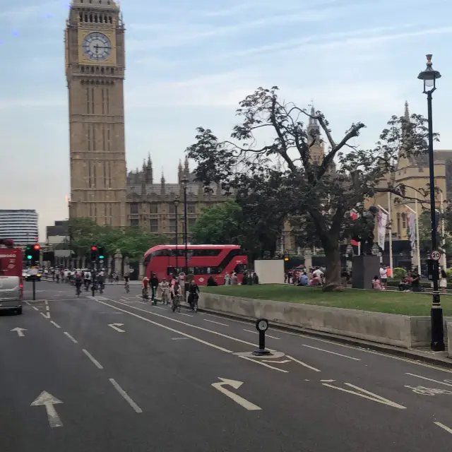 ロンドン　Big Ben