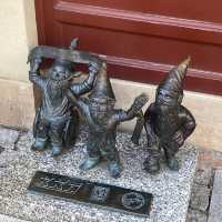 🇵🇱 Cute Dwarfs Hunting in Wroclaw!🔎