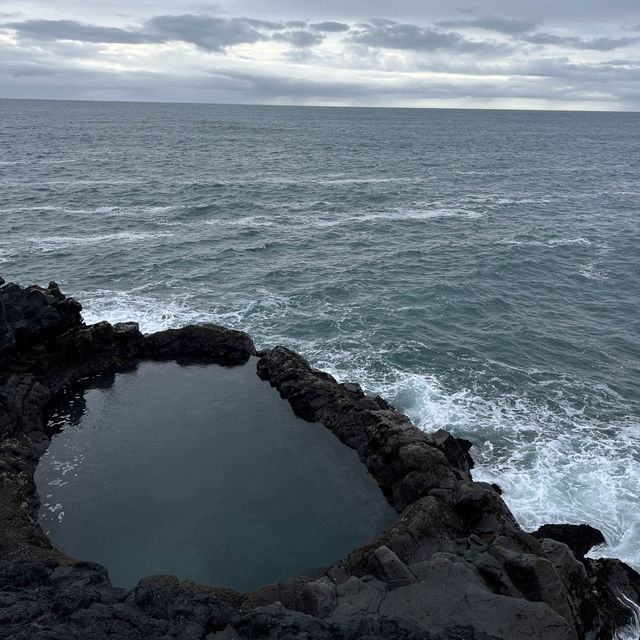 Brimketill lava rock pool 🇳🇴