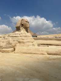 Visiting the pyramids 🏛️