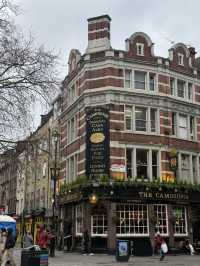 A Perfect Day in Central London: Covent Garden, Chinatown & Theatre Night 🎭🏙️🍜