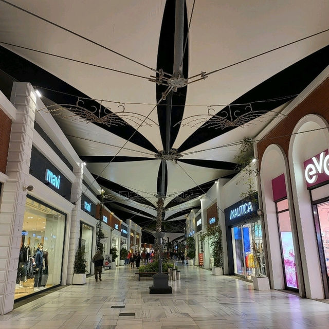 you must visit Viaport Marina outlet mall 🥰🥰🛥⚓️ in Istanbul Turkey 🇹🇷🇹🇷
