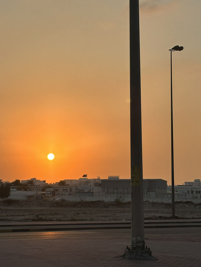 Bahrain: Country with luxury items, Formula and good food