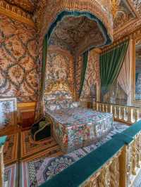 🏰 Château de Fontainebleau – Intimate Majesty Beyond Versailles